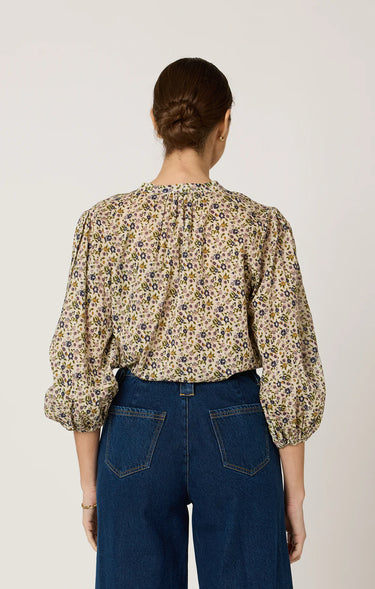 Elouisa Blouse by Cloebella at 6Whiskey, six whisky, belle blouse, 3/4 sleeve, long sleeve, cuffed, balloon sleeve, puff sleeve, v-neck, tassel detail, button detail, button down, button up, ruffle detail, lightweight, comfortable, vintage floral, western inspired, front view.