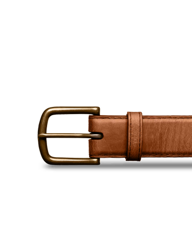 Men's Brown Goat and Cowhide leather Belt by Tecovas at 6Whiskey, six whiskey, antique brass hardware close up view of buckle, 5 holes adjustable, high quality leather, durable, western, elevated, elegant, sleek, day to night, casual or dressy, must-have, men's gift, accessory, leather belt  match your tecovas boots. snap buckle for easy swapping