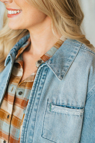 Romy Denim Jacket at 6Whiskey Tasha Polizzi six whisky light denim outerwear boxy fit oversized vintage front pockets zipper