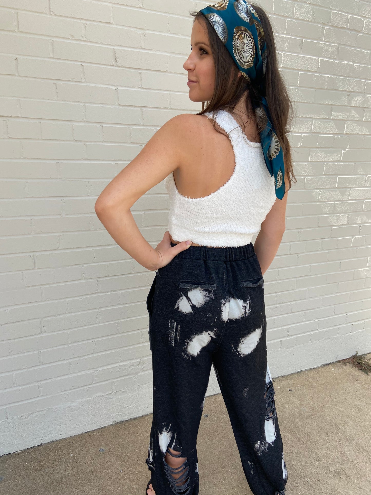 Fuzzy Cropped Tank Top in White 6Whiskey Fall Lounge 2020