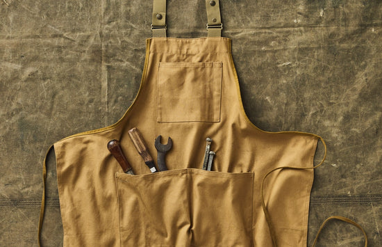 Load image into Gallery viewer, Tin Cloth Apron by Filson
