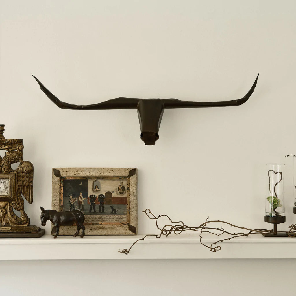 Load image into Gallery viewer, Caveza de Toro Sculpture
