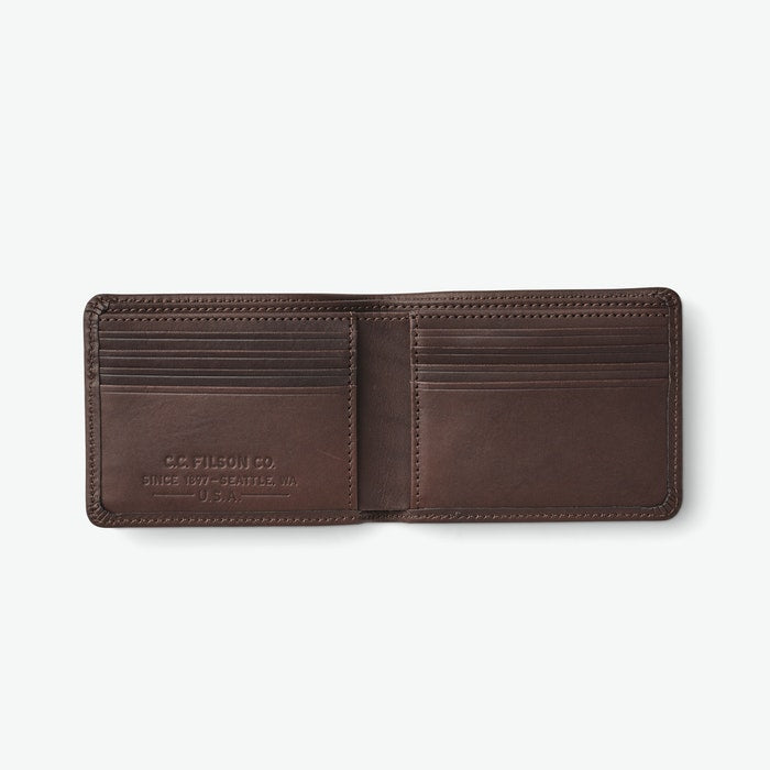 Filson Outfitter Wallet