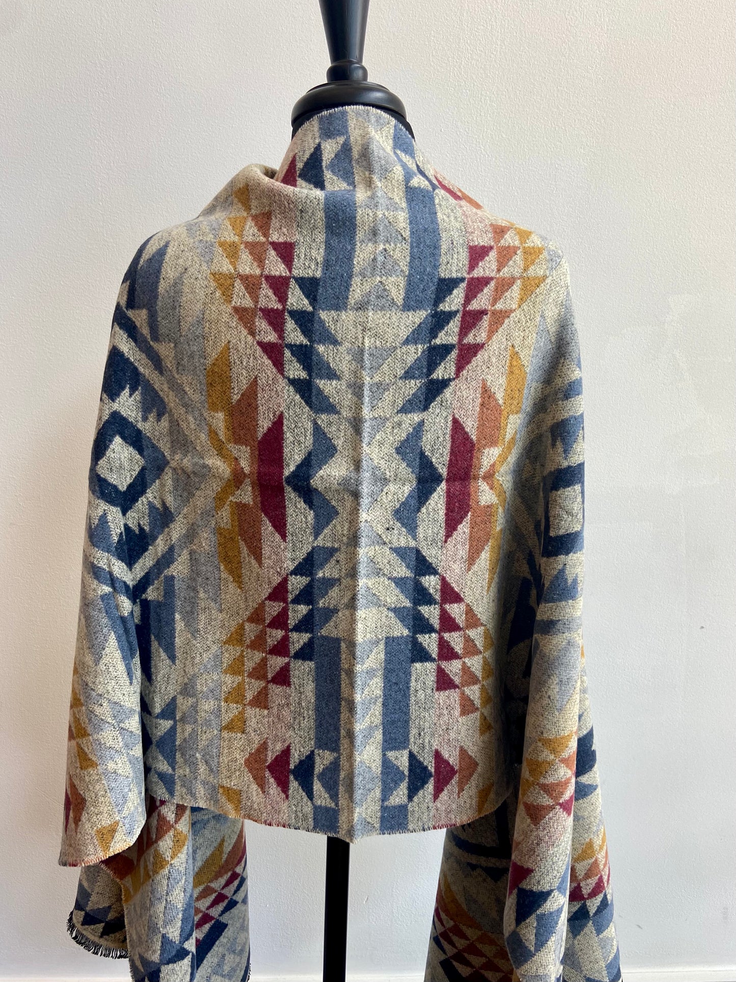 Load image into Gallery viewer, Pendleton Oversized Wrap
